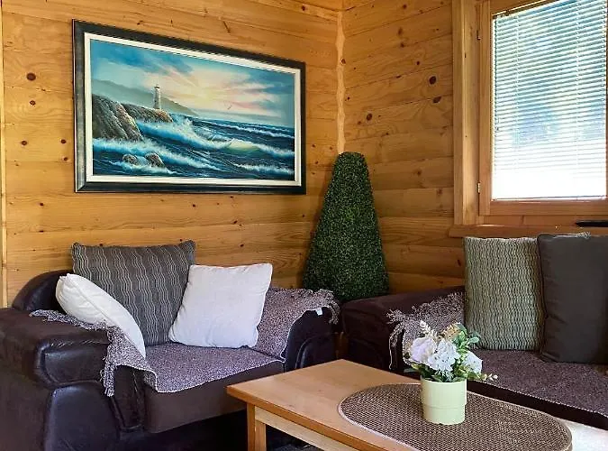 Brvnara Oaza Mira - Devojacki Bunar Σπίτι διακοπών Alibunar